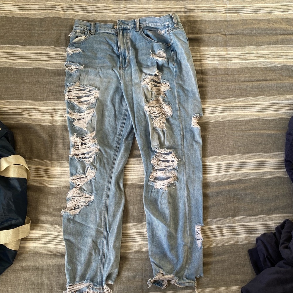 American Eagle Ripped Jeans